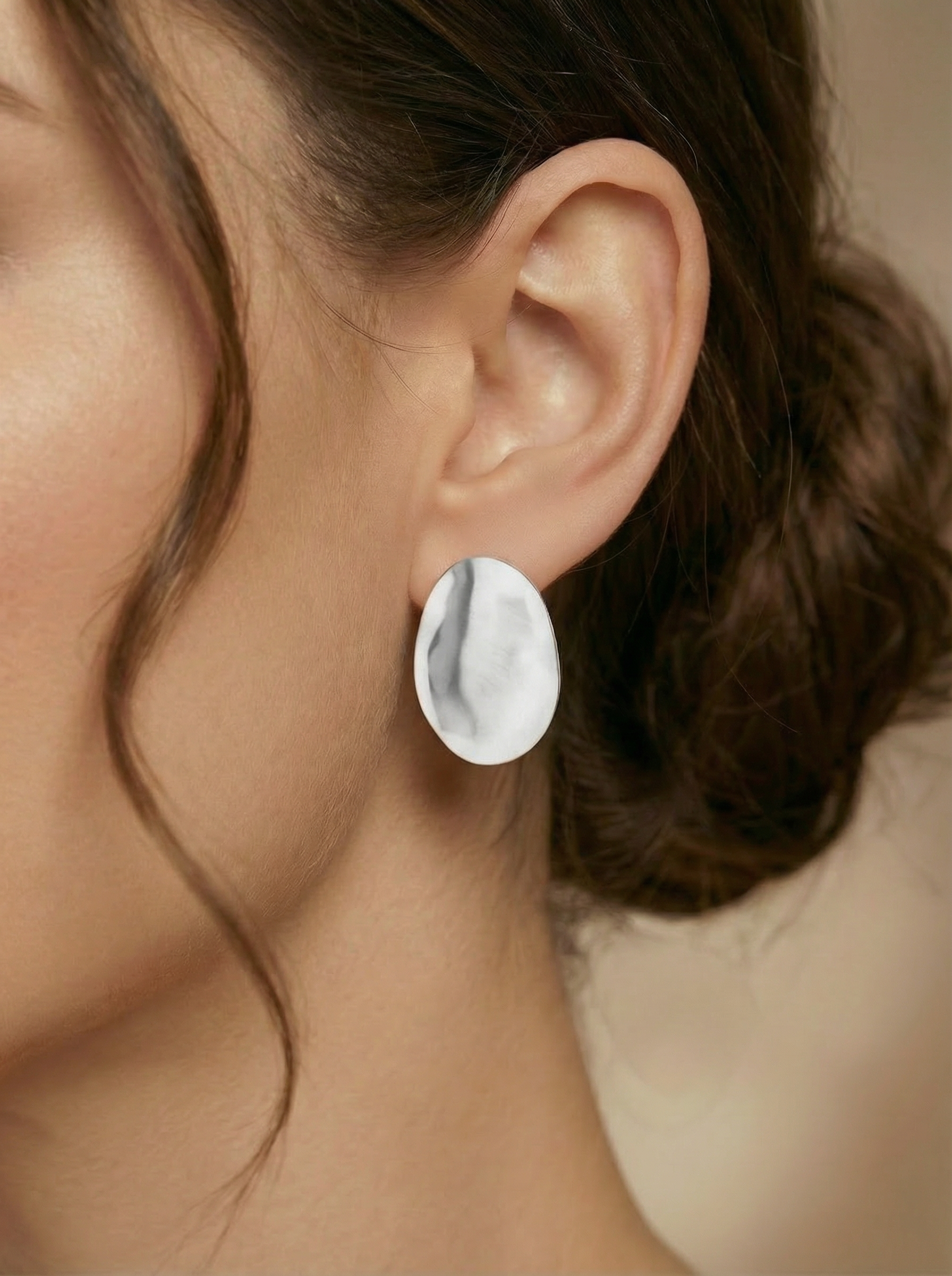 Brincos Oval Prateados