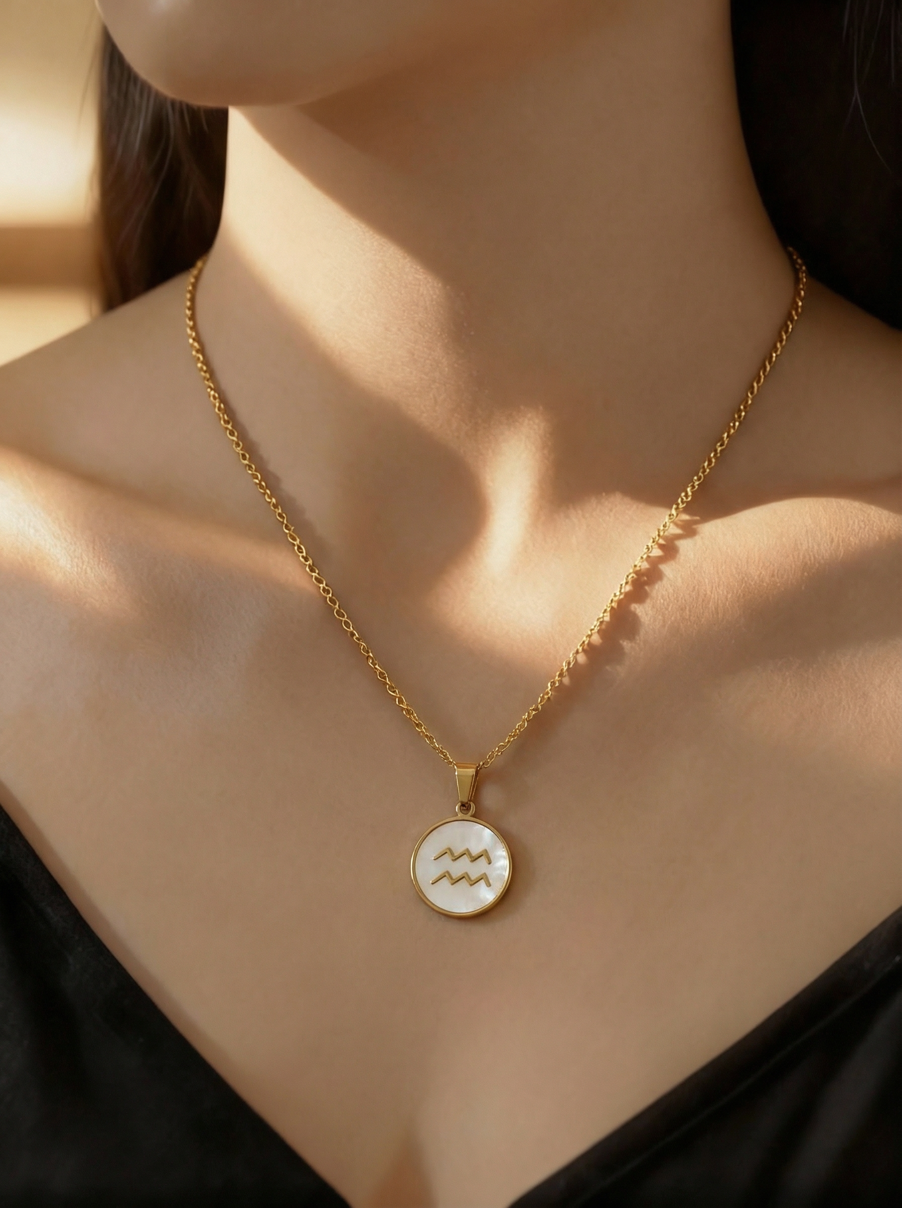 Colar Aquário Dourado