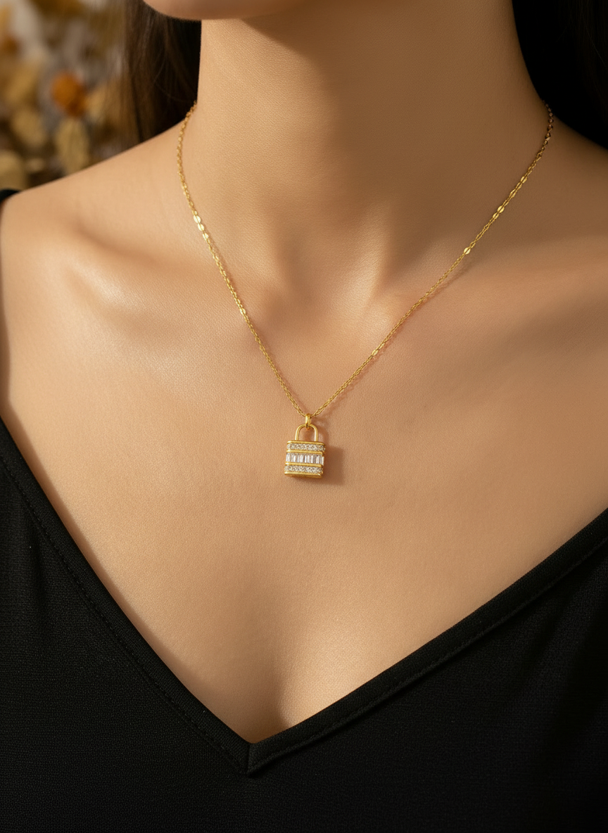 Colar Lock Dourado