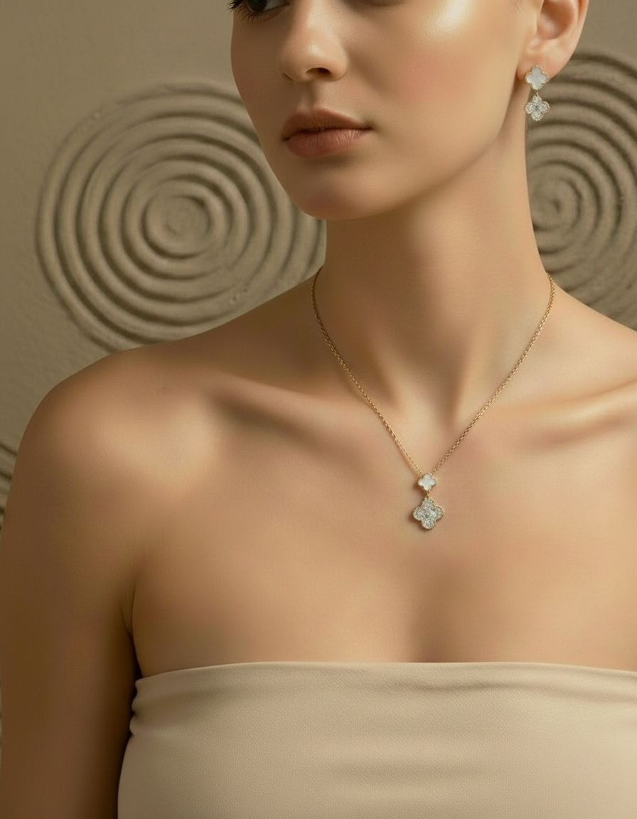 Conjunto Fancy Fortunata Branco e Brilhantes Dourado