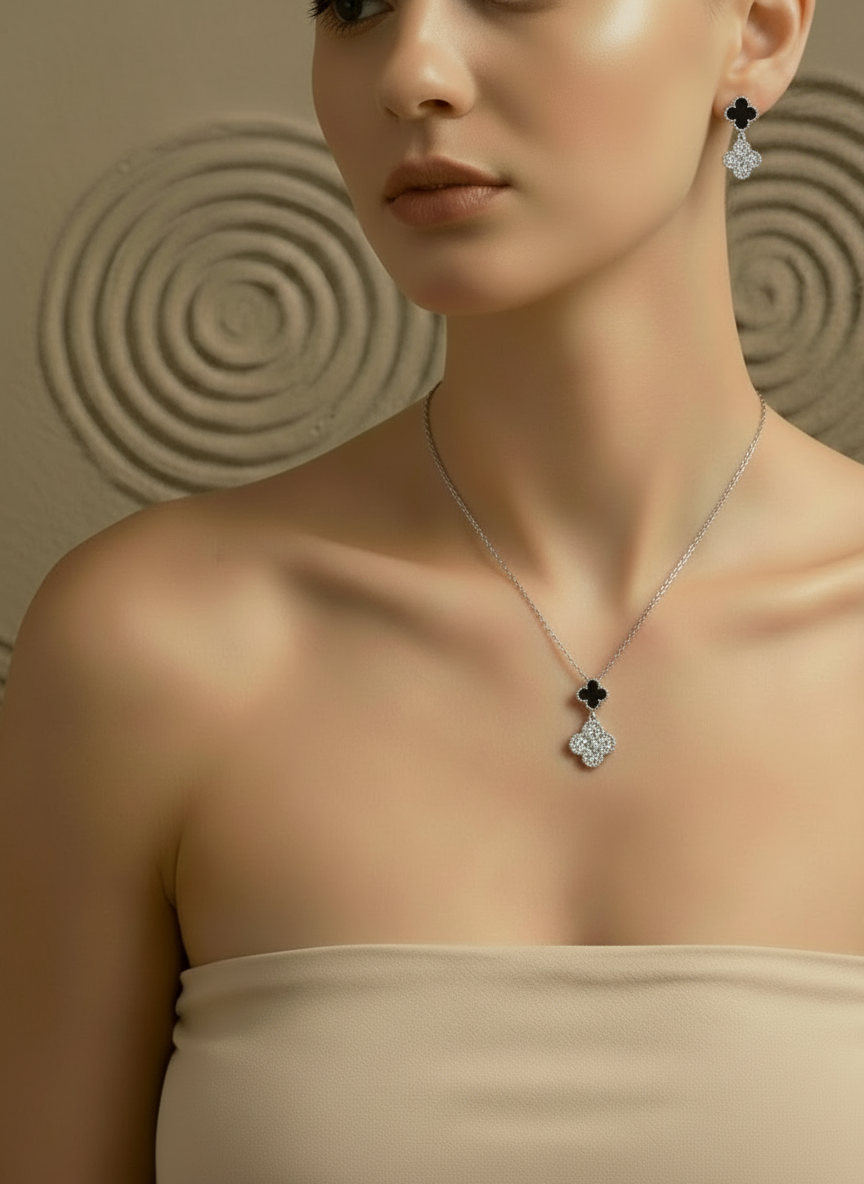 Conjunto Fancy Fortunata Preto e Brilhantes Prateado